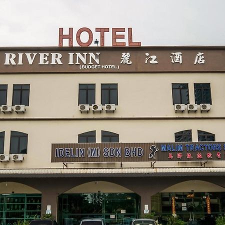 Oyo 301 River Inn Hotel Butterworth Eksteriør billede