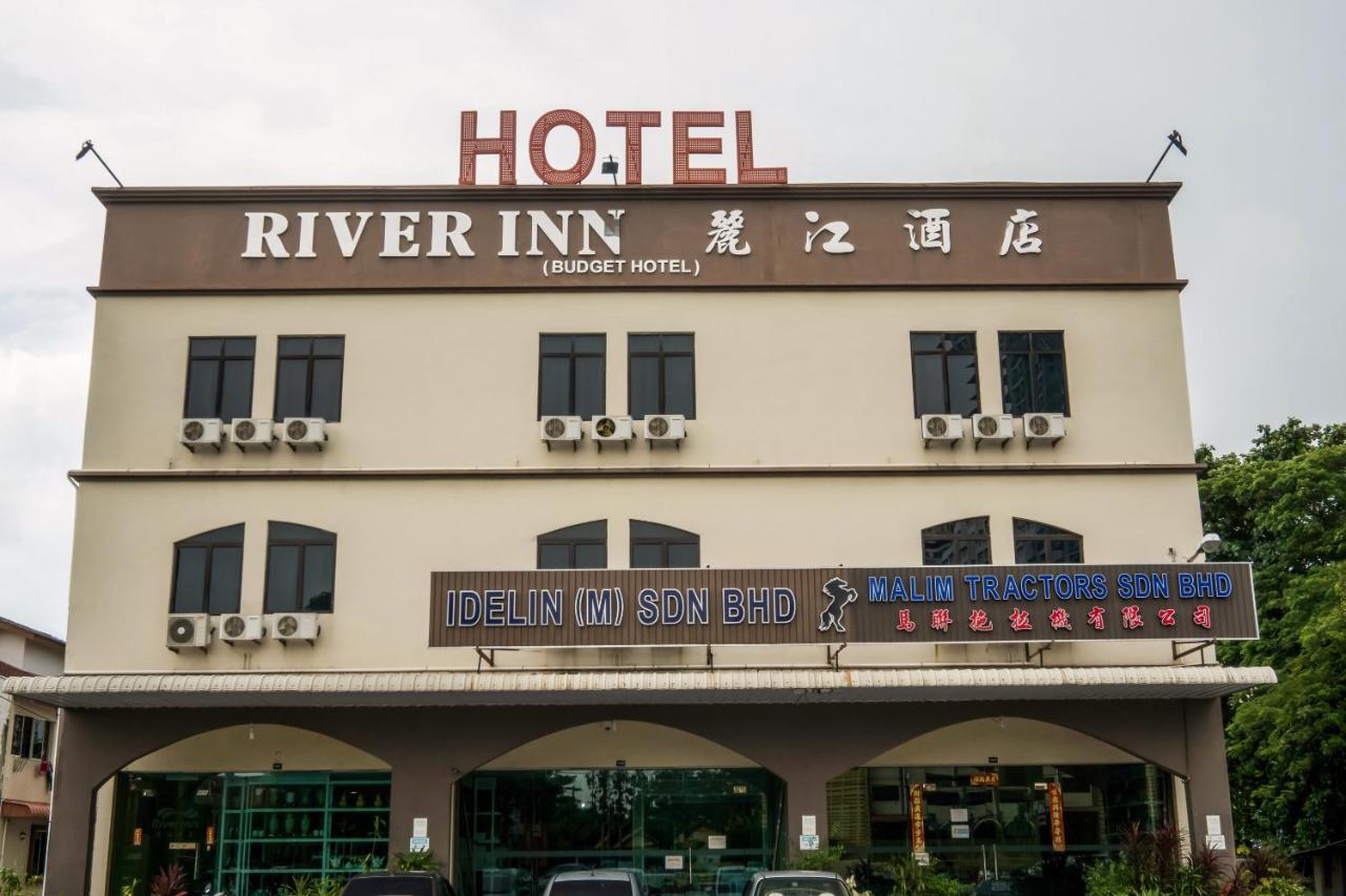 Oyo 301 River Inn Hotel Butterworth Eksteriør billede