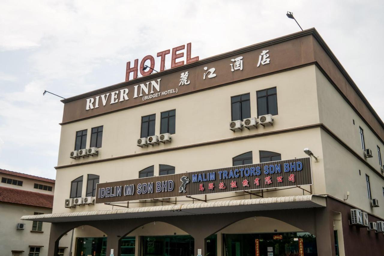 Oyo 301 River Inn Hotel Butterworth Eksteriør billede