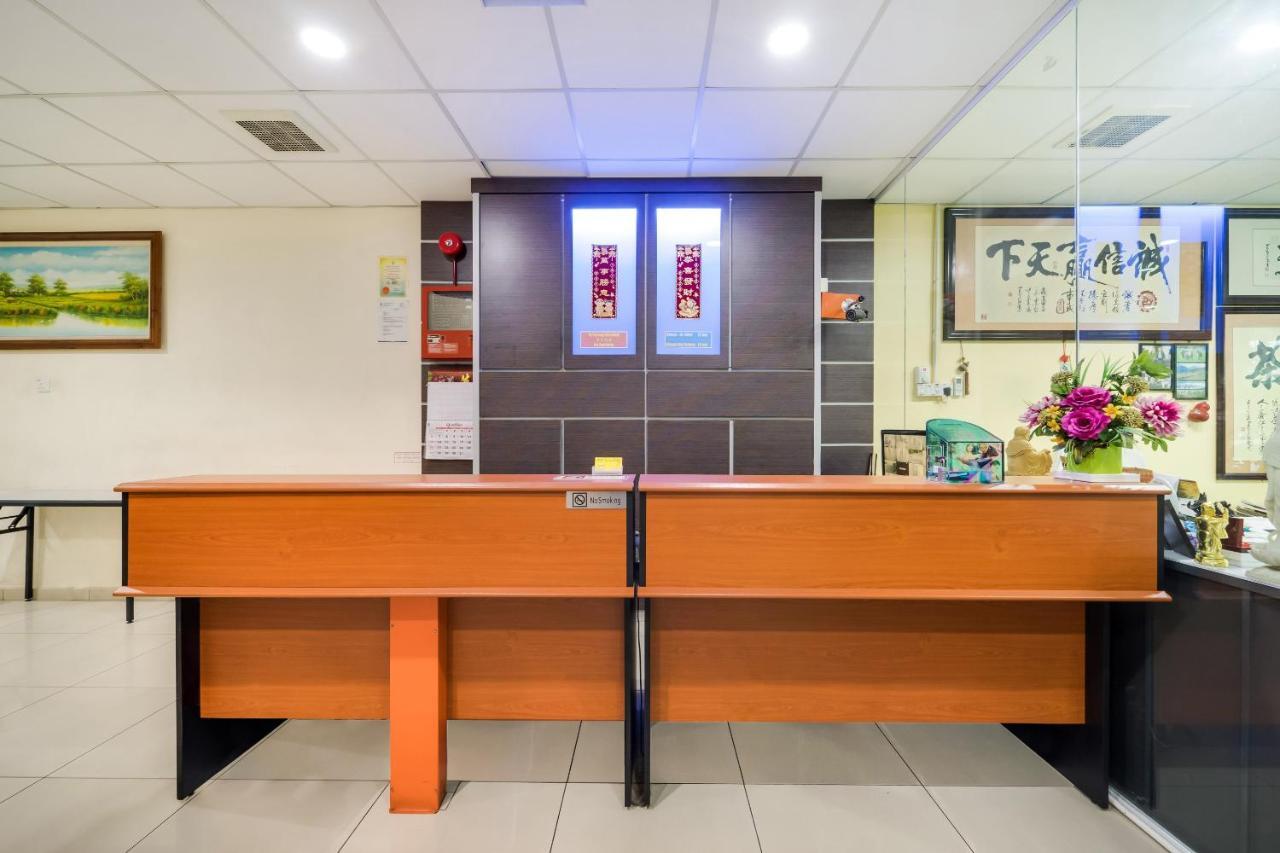 Oyo 301 River Inn Hotel Butterworth Eksteriør billede